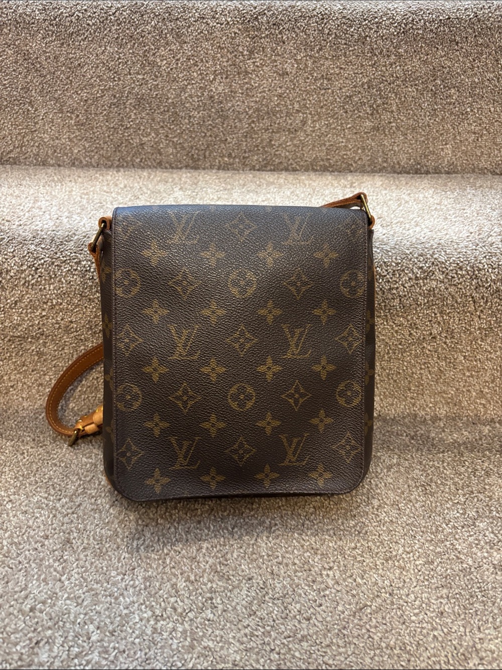 Louis Vuitton salsa shoulder bag
